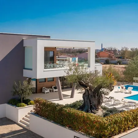 Villa Vivi Rent - Old Olive I *